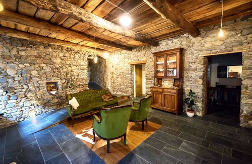 Valtellina Hostel | Ostello del Castello Tirano