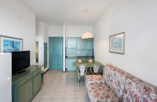 Palinuro Apartment | P.R. Club – Studio Molpa 12 with Sea View, Private Terrace and Air Conditioning