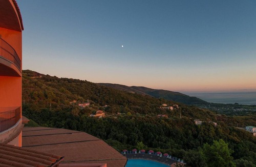Palinuro Apartment | P.R. Club – Studio Molpa 15' with Sea View, Private Terrace and Air Conditioning