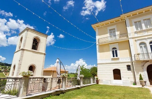 Pianomarotta Apartment | Palazzo Vittoli- Iside