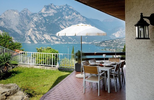 Torbole sul Garda Apartment | Panorama Apartment "The Garda Stage: Prestigious Residence (180sqm)