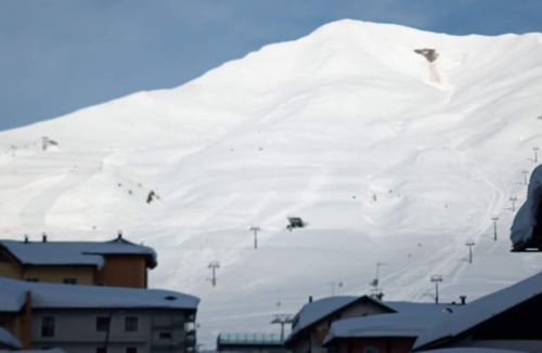 Passo del Tonale House | Panoramic and warm studio apartment, 1 bathroom. CIN EN 022213C2HDFIFJMJ