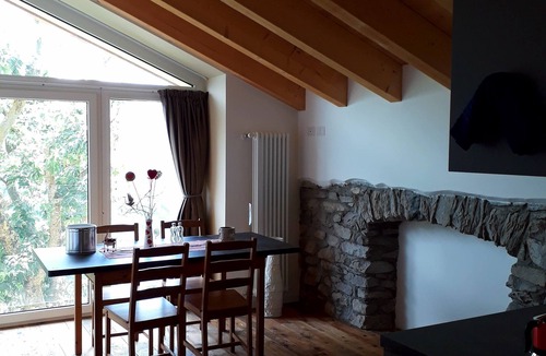Valtellina Apartment | Panoramic studio apartment
