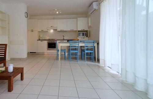 Lignano Pineta Villa | Peaceful villa hideaway with jacuzzi