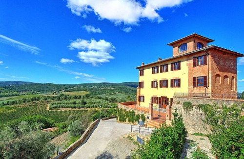 San Gimignano Apartment | Pesa, Montauto - Holiday apartment with pool close to San Gimignano