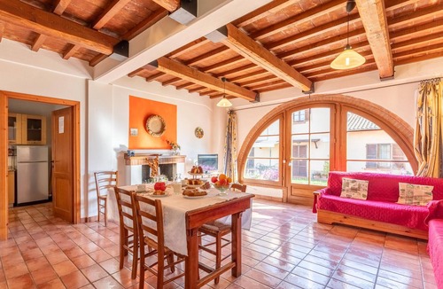 Castiglione del Lago Apartment | Pet friendly apartment
