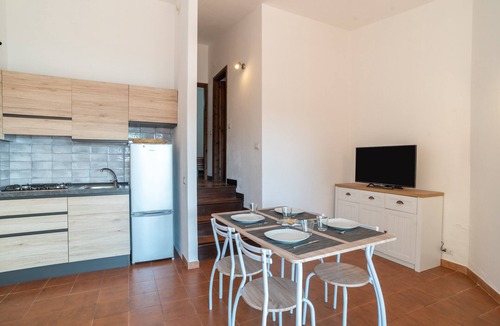 Costa Serena Apartment | Pet-Friendly Apartment "Cottage Sea House" with Sea View & Balcony