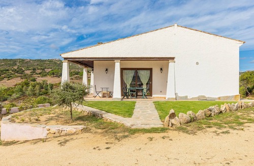 Arzachena House | Pet-Friendly Villa Tomaso with Mountain View, Garden, A/C & Wi-Fi