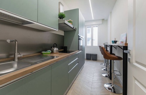 Ponte Seveso Apartment | PETRAZ CENTRAL STATION | MILAN