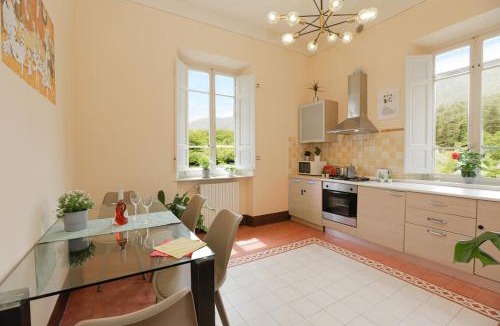 Santa Maria del Giudice Apartment | Pets at Home Villa Lucca