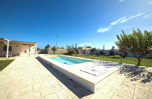 Otranto Villa | Podere La Rimunda Otranto Garden And Pool, Otranto, Italy