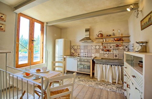 Castellina in Chianti Villa | Private Villa with WIFI, A/C, private pool, TV, patio, panoramic view, close to Greve In Chianti