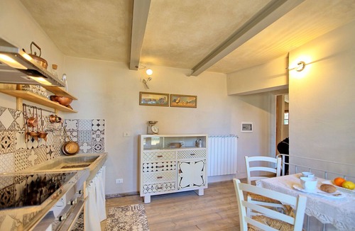 Castellina in Chianti Villa | Private Villa with WIFI, A/C, private pool, TV, patio, panoramic view, close to Greve In Chianti