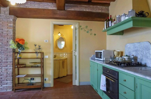 San Michele di Moriano Apartment | Private terrace ground floor apartment near Lucca