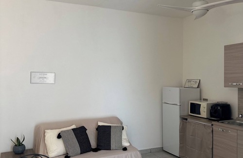 Posada Apartment | Private veranda and BBQ| Modern Comfort La Caletta