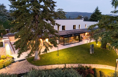 Pedemonte Villa | Private Villa with sauna, private pool, A/C, WIFI, TV, patio, panoramic view, close to Verona
