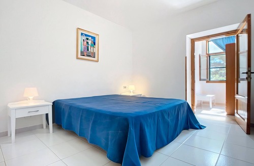 Chiesiola Resort | Property in a tourist village 'Baia Falcone-Bilocale 307' with sea view and air conditioning