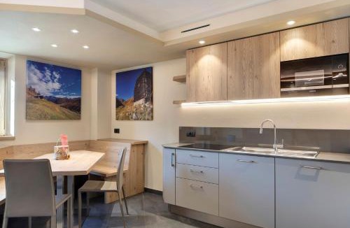Valtellina Apartment | Rasia Residence Relax Stone