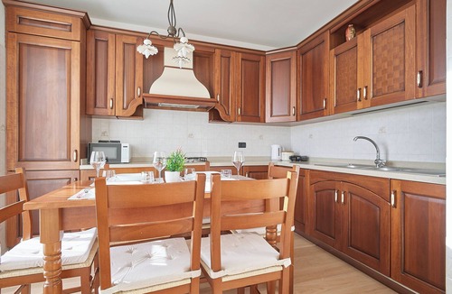 Albenga Apartment | Regina di Cuori - Two Bedroom Apartment, Sleeps 4