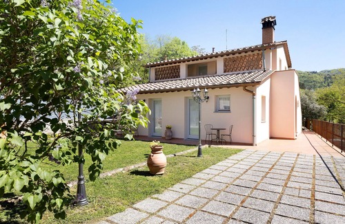 Villore Apartment | Relax Double Room Surrounded by Nature
