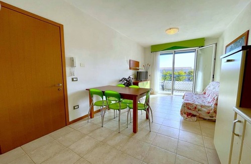 Torre di Fine Apartment | Relaxing Coastal Stay in Lido Altanea