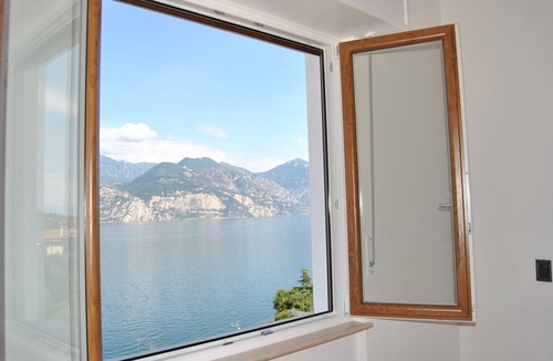 Cassone Apartment | Romantic apartment with a wonderful lake view—GREAT PRICE IN SEPTEMBER—parking space included