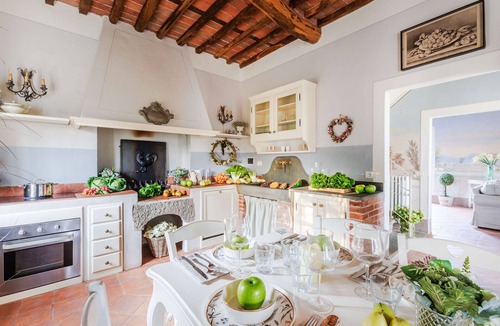 Vicopelago Villa | Romantic Farmhouse with Oversize Panoramic Pool