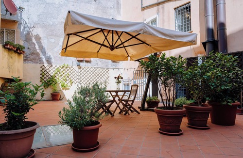 Rione V Ponte Apartment | Rome Oasis - Unique fully renovated flat in Rome's Centro Storico with terrace
