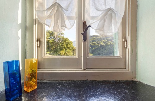 Gorra Apartment | Room 'Arancio' with Shared Terrace, Wi-Fi and Air Conditioning