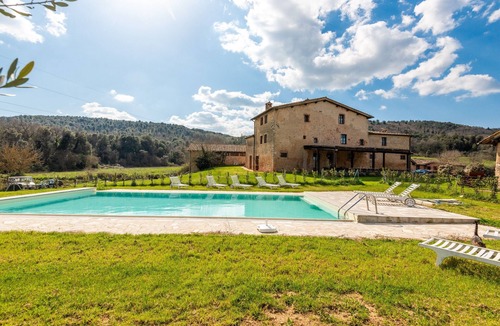 Simignano Apartment | Room 'Corbezzolo' – Agriturismo la Taverna di Celsa with Shared Pool