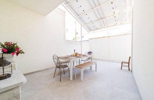 Matino Apartment | Room 'Matine' Suits and Rooms - Brunella' with Private Terrace, Wi-Fi and Air Conditioning