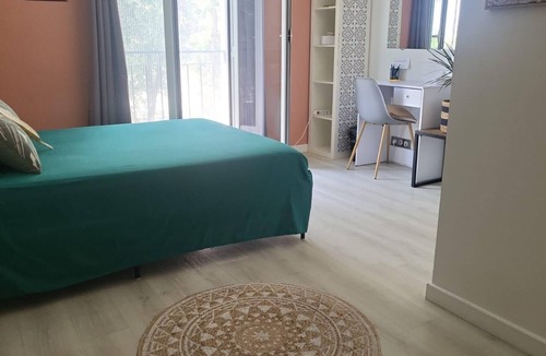 Saint Pierre de Feric Bed & Breakfast | Room N°2 Privée & SDB｜Villa au Calme & Parking - Chez Benny