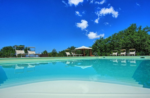 Tavarnelle Val di Pesa Apartment | San Donato 2 - Apartment with swimming pool