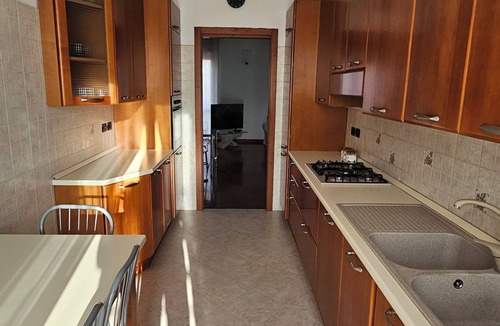 San Donato Milanese Apartment | South Milan Family and Business home