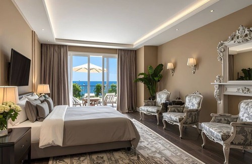 Cap-Ferrat House | Spacious Estate in Saint-Jean-Cap-Ferrat with Phenomenal Ocean View