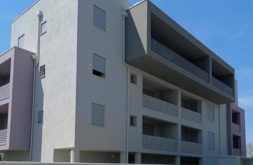 Pisa Apartment | Studio Apartment with Double Balcony - 900 m from Tower, Private Park