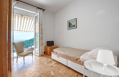 Teriasca House | Stunning home in Sori with WiFi