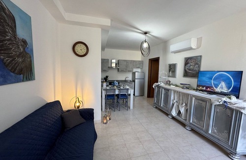 Vecchiano Villa | Stunning private villa for 3 people with WIFI, private pool, A/C, close to Pisa