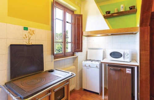 Gombitelli Villa | Stunning private villa with private pool, WIFI, pets allowed and panoramic view, close to Viareg.
