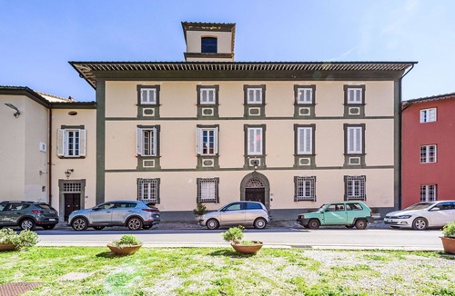 San Giovanni alla Vena Villa | Stunning private villa for 16 guests with WIFI and TV