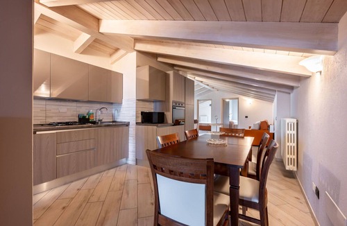 Loazzolo Villa | Stunning private villa for 30 guests with hot tub, WIFI, private pool, TV, patio and pets allowed