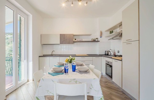 Moneglia House | Stunning private villa for 6 people with WIFI, A/C, TV, patio and pets allowed