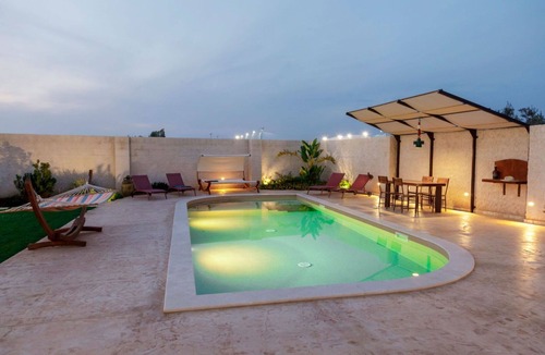 Nardo Villa | Stunning private villa for 6 people with WIFI, A/C, private pool, TV, patio and pets allowed