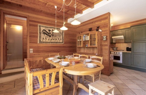 Madesimo House | Stunning private villa for 7 people with WIFI, TV and pets allowed
