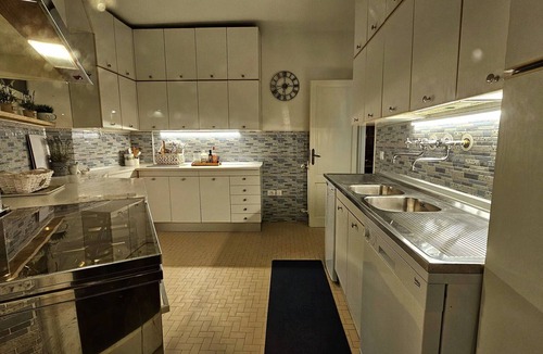 Cetona Villa | Stunning private villa for 7 people with private pool, WIFI, TV and veranda