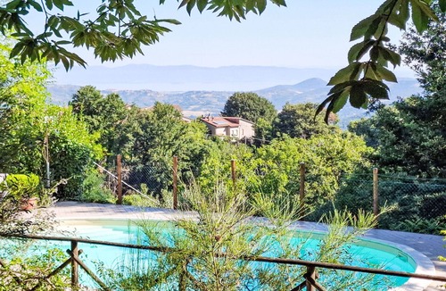 Piegaro Villa | Stunning private villa for 6 people with private pool, WIFI, A/C, TV, terrace and pets allowed