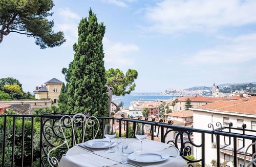 Oneglia Villa | Stunning villa for 4 people with A/C, WIFI, TV and balcony