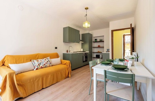 Sinio House | Stunning villa for 4 people with WIFI, TV and balcony