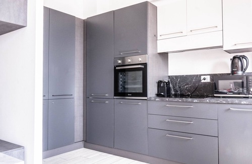 San Martino Apartment | Sturla Modern Apartment by Wonderful Italy