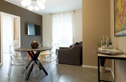 Bullona Apartment | SUGAR RIBBON - CHARMING APARTMENT IN MILAN